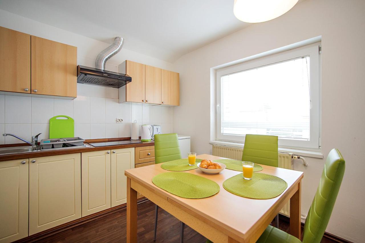 Sweet Apartments With Free Private Parking Ljubljana Luaran gambar